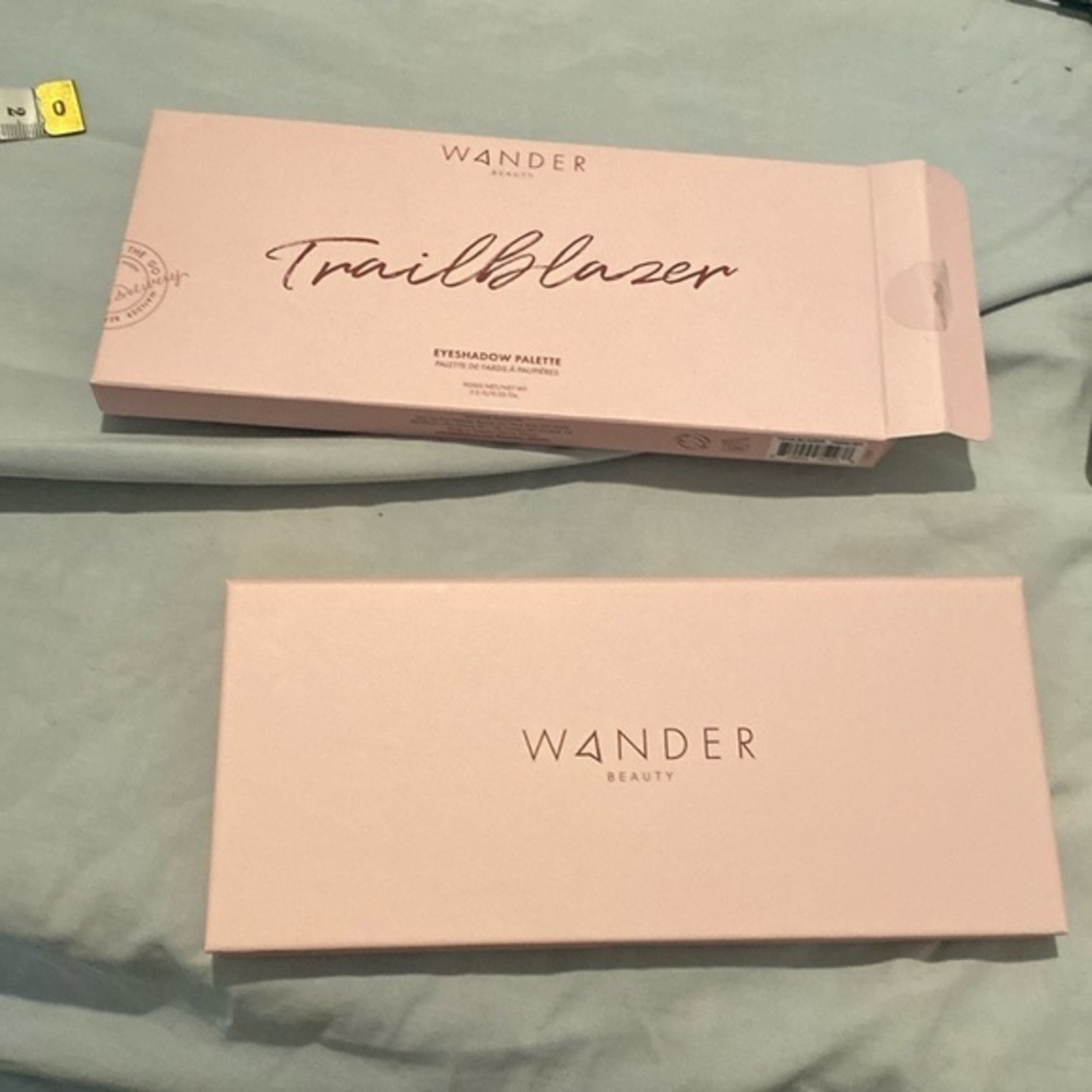 Wander Beauty Trailblazer Eyeshadow Palette